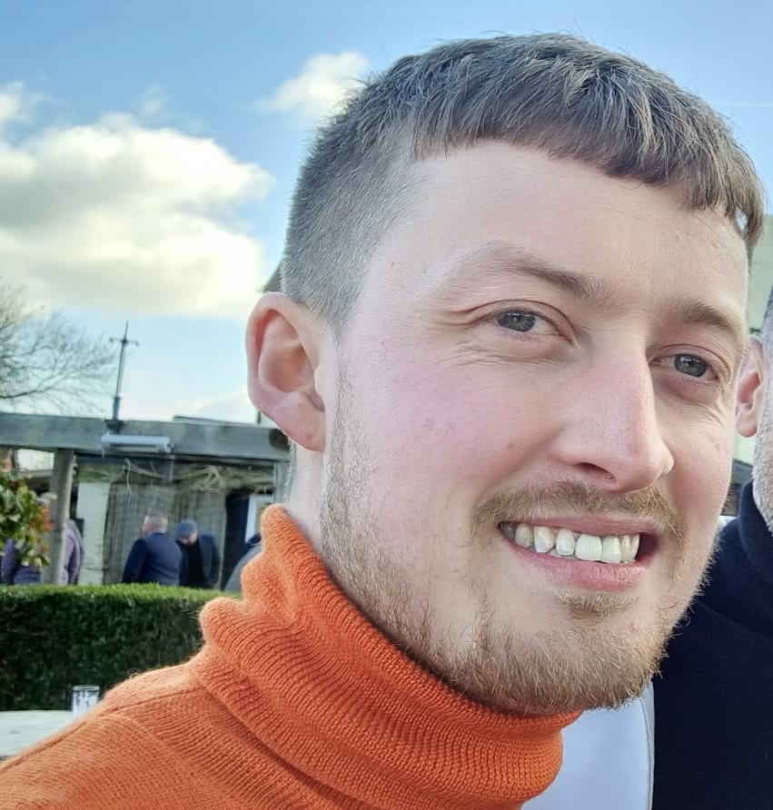 Daniel Mander Headshot